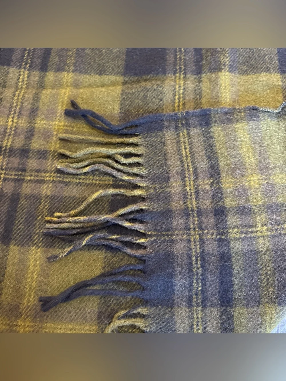 VTG Pendleton 100% Virgin Wool Plaid Tartan Fringe Blanket Throw 52